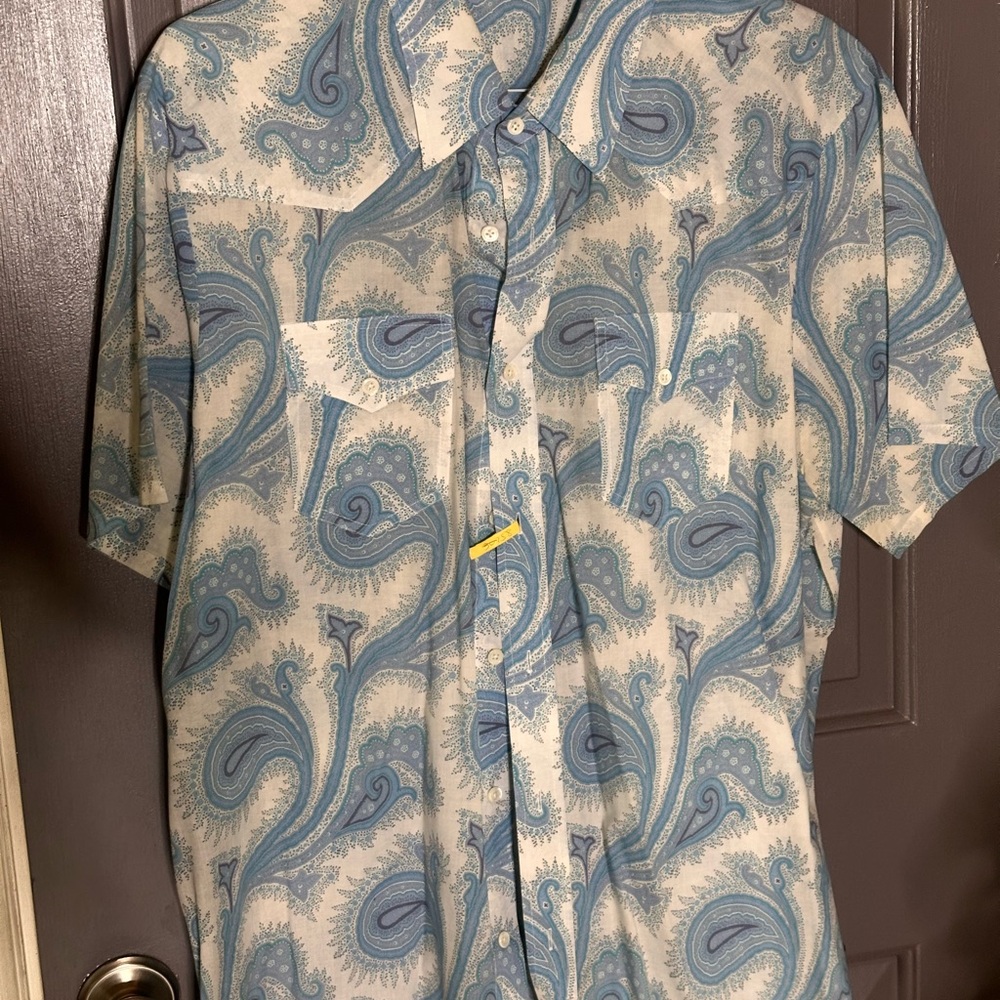 Robert Graham Blue and Cream Paisley Shirt